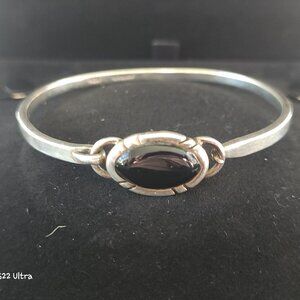 Vintage Sterling Silver Bangle/Bracelet with Onyx Center Stone